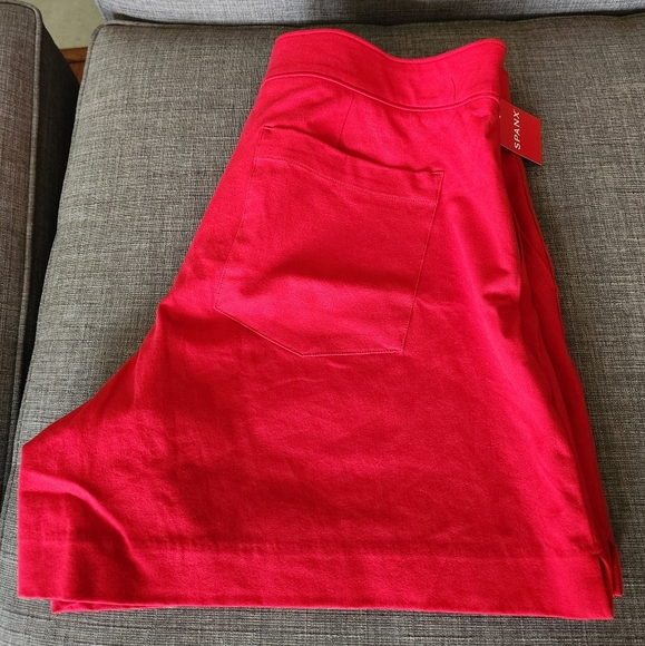 Spanx On-the-Go Shorts, XL, Red - Picture 1 of 3